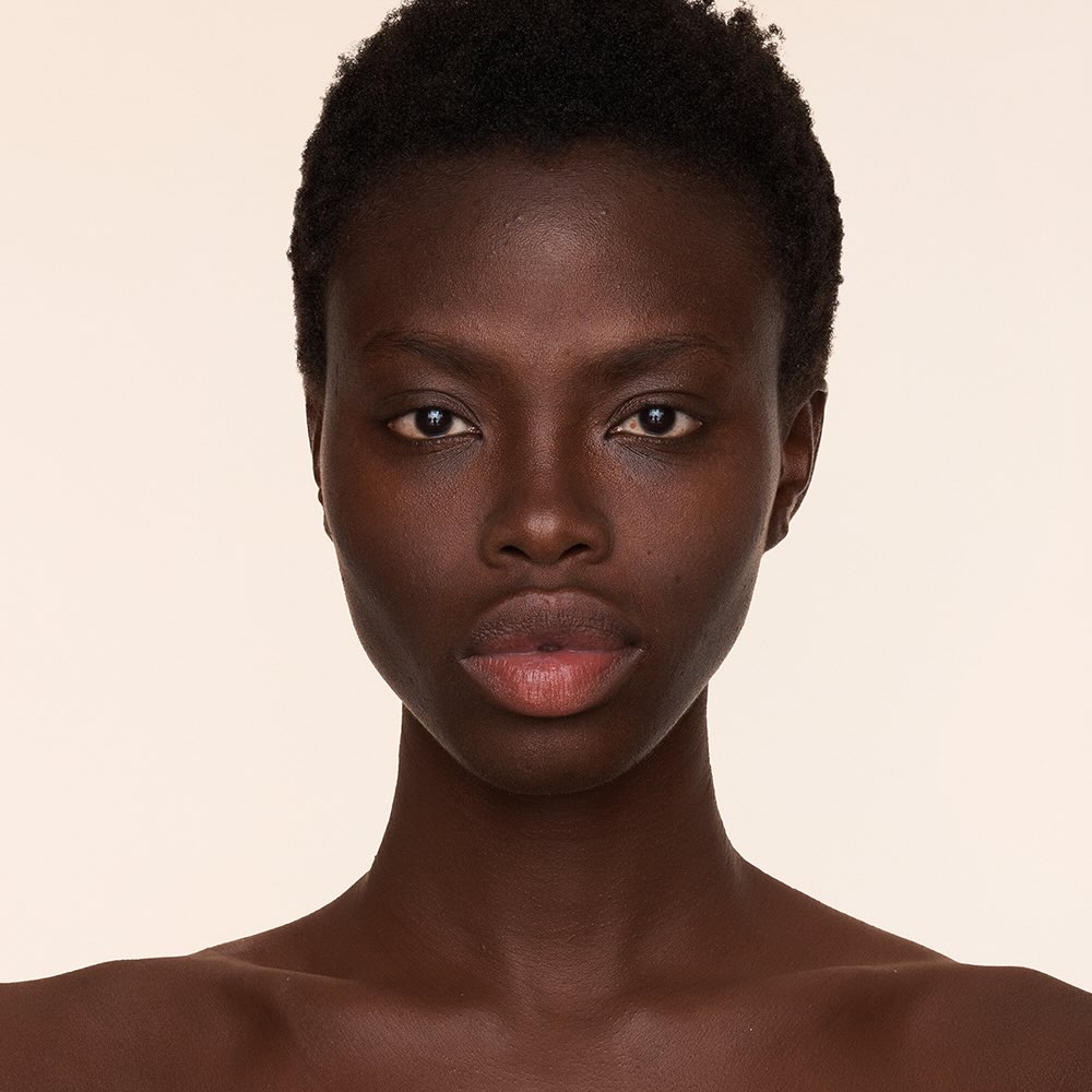 AIRBRUSH FLAWLESS FOUNDATION (BASE DE MAQUILLAJE)